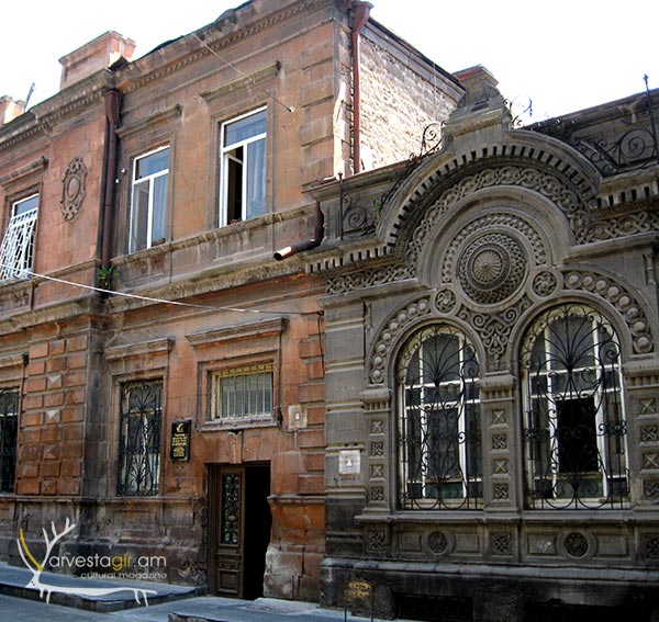 Yerevan-Hanrapetutyan32-015