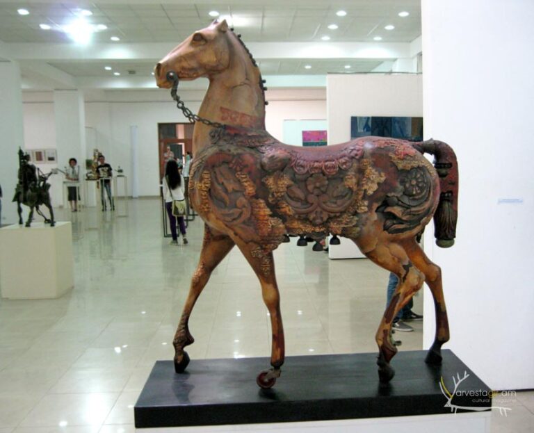 Qayl-004.jpg